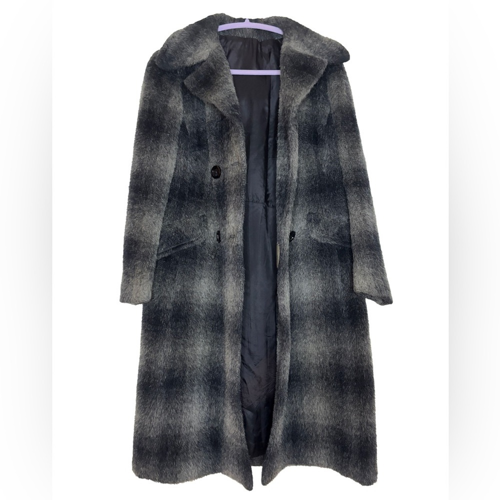 Vintage Dereta London Mohair Plaid Coat – 60s Mod, Old Money Style - Picture 3 of 6